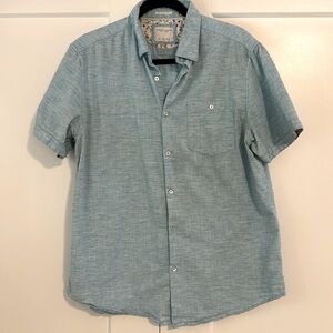 Short sleeve button down